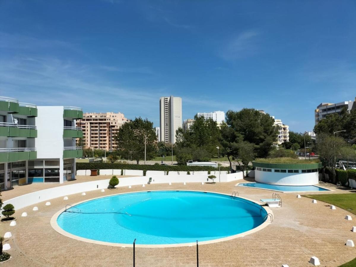 Amazing Green Tower 3 Castle Flat With Balcony بورتيماو المظهر الخارجي الصورة